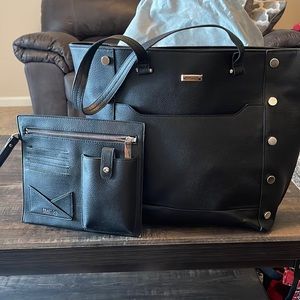 Reaction Kenneth Cole black large purse